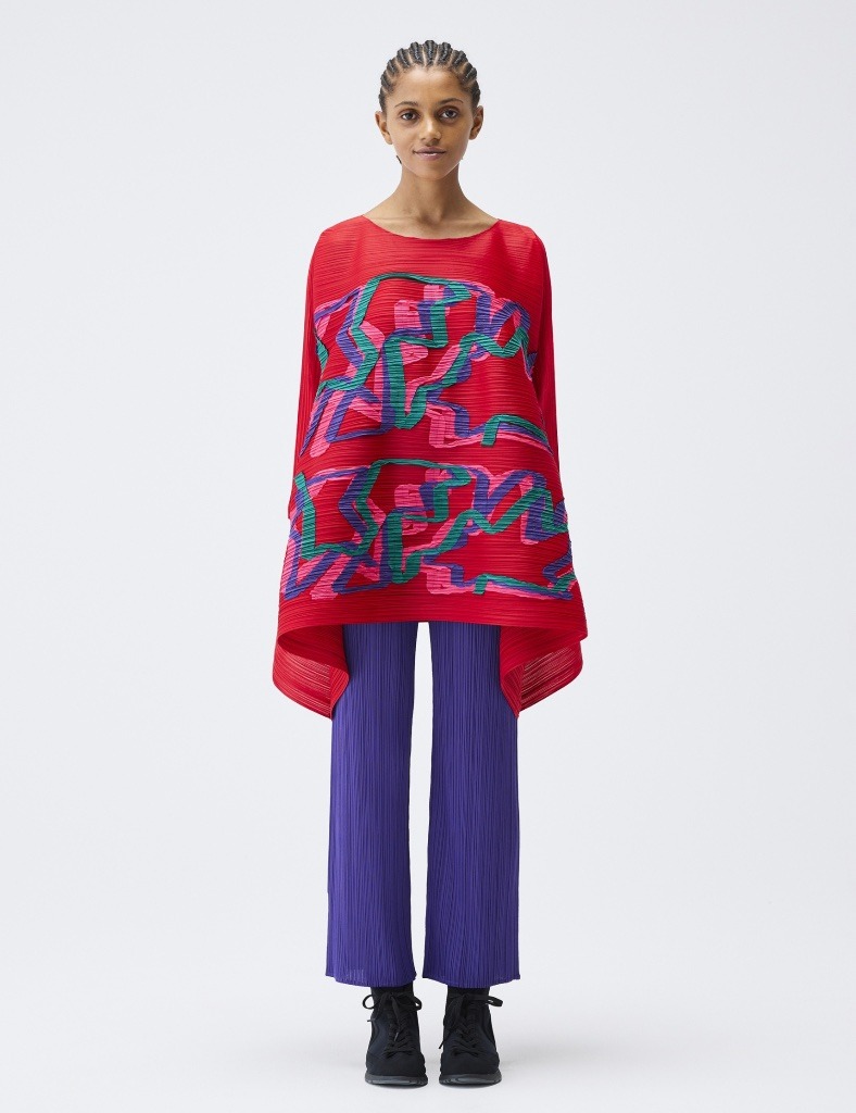 2025-11-Issey-Miyake-MIX-24-RED-PP58JK271