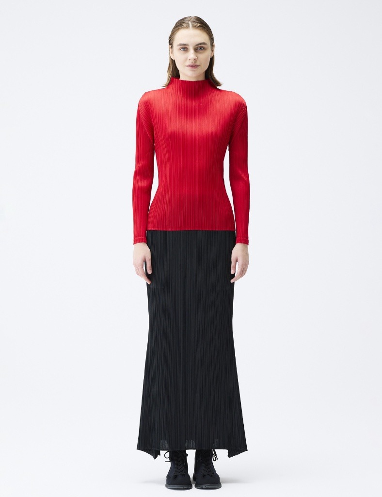 2025-11-Issey-Miyake-OLE-15-BLACK-PP58JG513