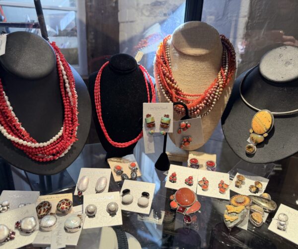 2026-02-Amy-Kahn-Russell-pic1 2026-02-Amy-Kahn-Russell-pic1