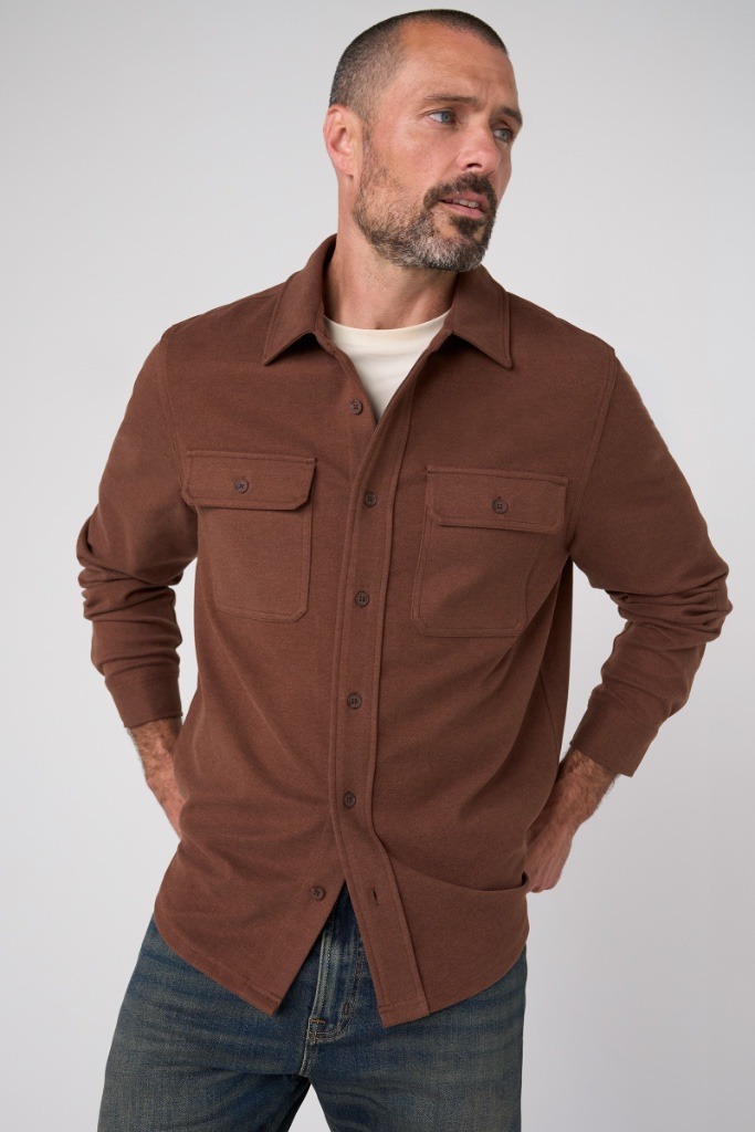 2026-08-Liverpool-Los-Angeles-MEN-mens-knit-ls-button-up-shirt-w-flap-pkts-chocolate-sauce